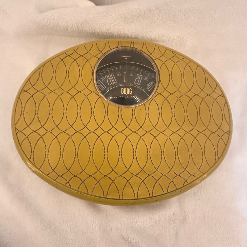Borg Bathroom Scale Mustard Yellow Good Vintage MCM Analog Oval Retro MCM 60's